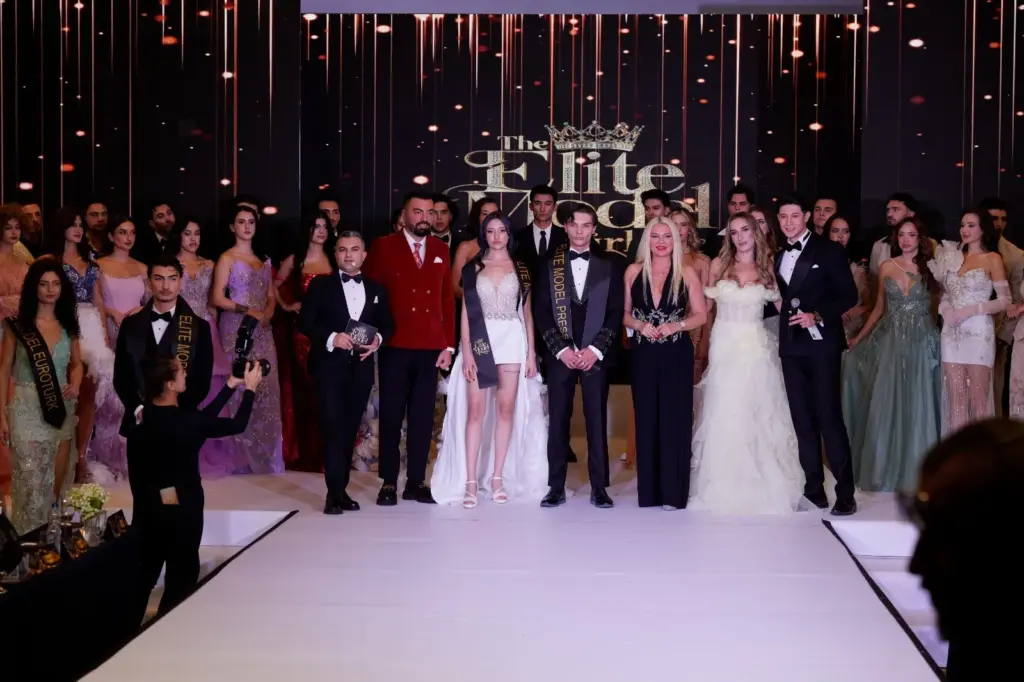 Elite Model Türkiye 3. yıl finali podyum detayları
